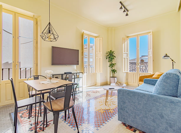 Vista general del apartamento Superior King de Mosaiko Homes Catedral Granada